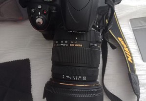 Máquina fotográfica e acessórios (separadamente) Nikon D3300