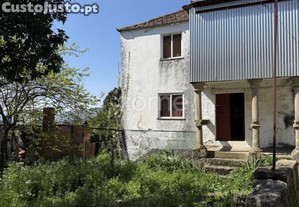 Casa T5, Casa T2 Em Ruína E Jardim Em Palma,...