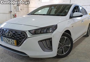 Hyundai IONIQ 1.6 GDI PHEV TECH - 19