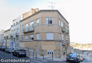 Apartamento T3 em Beato de 90 m²