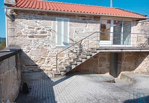 Casa de aldeia T1 em Viana do Castelo de 88,00 m²