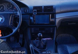 BMW 525 BMW e39 525tds - 98