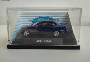 miniatura automóvel: Mercedes MB C-Class, ainda na caixa