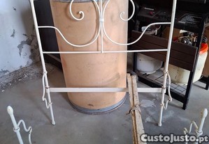 Barra ou cama em ferro