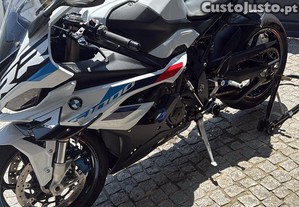 BMW S