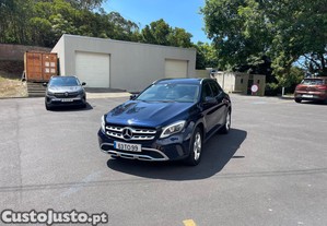 Mercedes-Benz GLA 180 180 D - 17