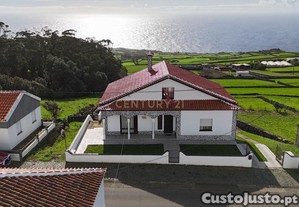 Casa com Vista Mar em Santa B�rbara, Angra do Hero�smo