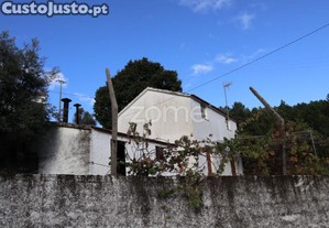 Moradia T2 em Cambas, €46.500