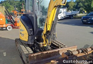 Mini giratria yanmar vi-o 27 ano 2020 com 1750 horas