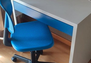 Secretária Micke e Cadeira Alrik IKEA