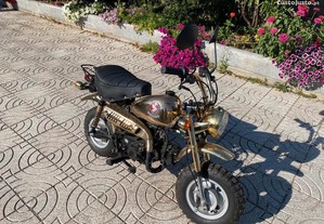 Moto Honda Monkey Gold - 50cc