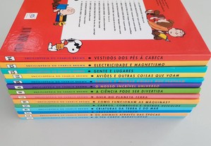 14 volumes da enciclopédia do Charlie Brown