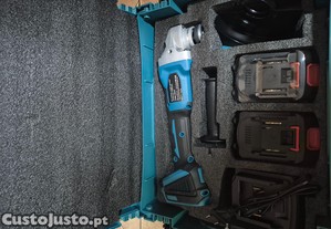 Rebarbadora de litio com duas Baterias de 48Volt Nova