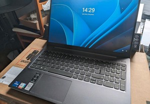 Computador portátil Lenovo IdeaPad 5i 15 Intel Core i7-1255U 16GB / 512GB Como Novo com garantia