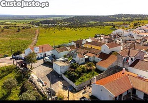 Terreno urbano em Montoito, Redondo