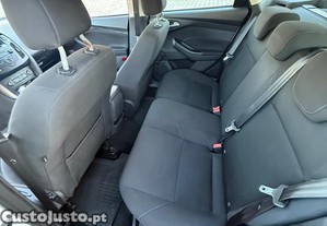 Ford Focus DYB - 15