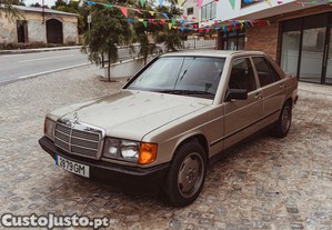 Mercedes-Benz 190 2.5 - 86