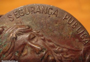 Medalha antiga bronze republica portuguesa