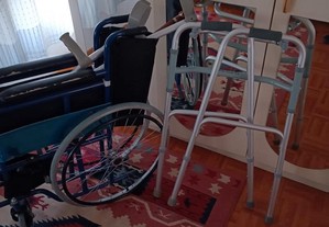 Cadeira de rodas, andarilho, canadianas, almofada