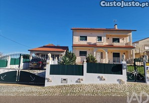 Casa / Villa T5 em Arega de 245,9 m�