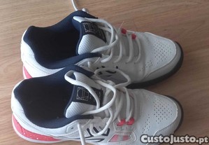 sapatilhas Artengo (Decatlhon) como novas