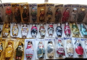 Bonecas de Porcelana Coleção Bonecas do Mundo