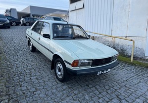 Peugeot 305 1.2 1982