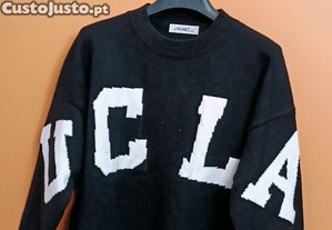 Camisola preta com letras