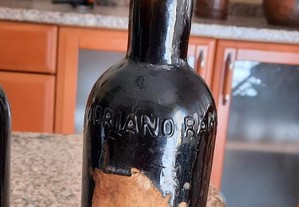 Garrafa de Vinho do Porto - Adriano Ramos Pinto - 1925