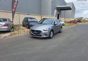 Mazda 2 1.5 SKY EVOLVE NAVI
