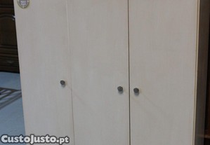 M�vel Garrafeira em Madeira