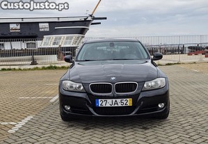 BMW 320 320 D - Lci