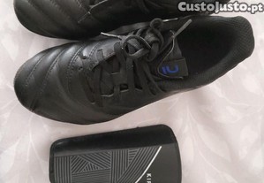 Chuteiras e pantufas n32