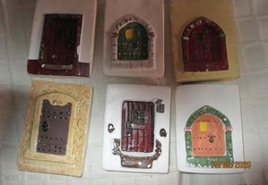 Colecção de 6 portas feitas em gesso p/ decoração