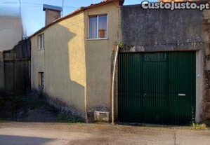 Moradia T3 em Rocas do Vouga, €135.000