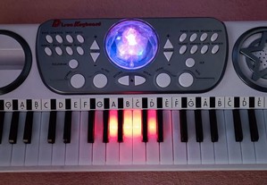 Piano mp3 com disco ball luzes no teclado suporte telemóvel