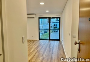   Apartamento T1 no Prestigiado Edifício INN Campolide | Garagem | Elevador | Eficiência Energética Classe A  