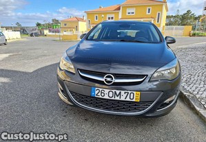 Opel Astra 1.6 CDTI Sports Tourier - 14