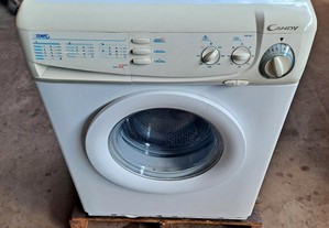 Maquina de lavar roupa Candy