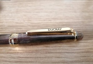 caneta tinta permanente Ducray
