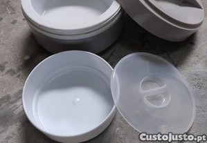 Termos para comida - Guardada em armário na garagem