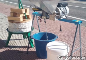 Moinho de Oleo com Prensa de 50 cm