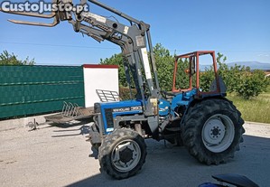Trator New Holland 3935