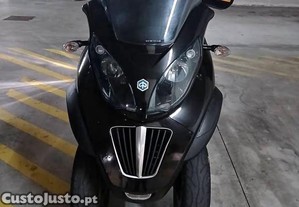 Piaggio MP3 250 ie LT Impecável - 09