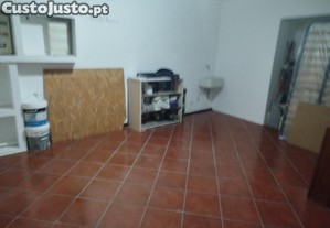 Garagem / Ponta Delgada