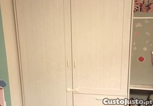 Roupeiro branco IKEA Musken