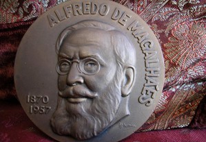 Medalha Alfredo Magalhães Centenário