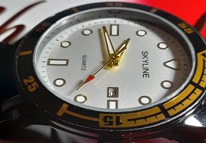ID409 Relógio quartz marca SKLINE preto com dourado