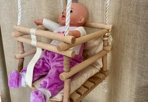 Baloiço de madeira para bebé