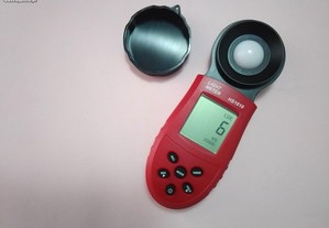 DIV018 - Fotómetro luxímetro